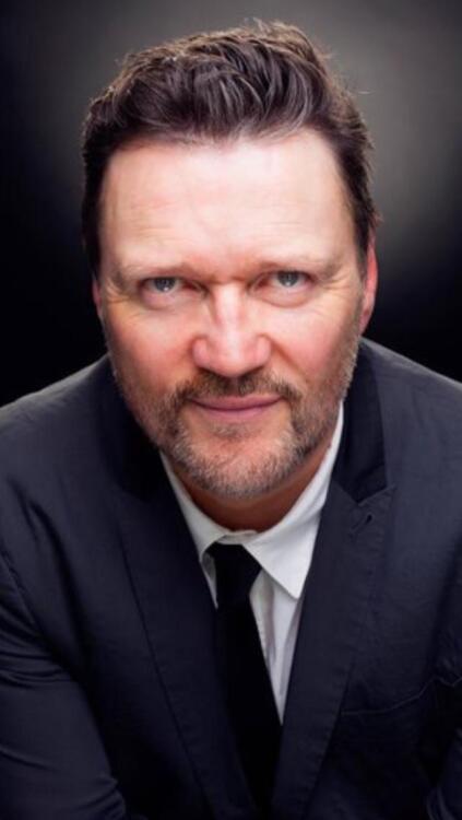 Ian Puleston-Davies