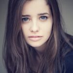 holly earl