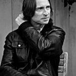 Robert Carlyle