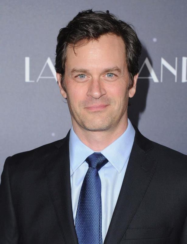 tom everett scott