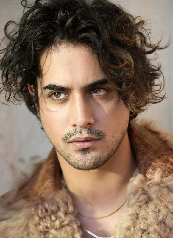 avan jogia