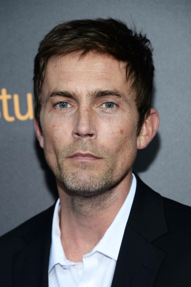 Desmond Harrington