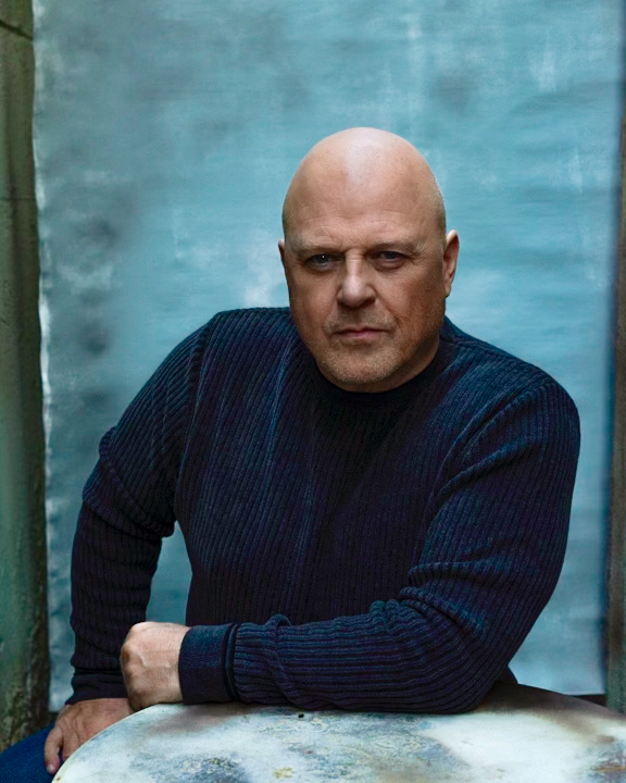 michael chiklis