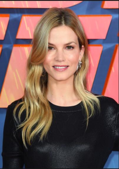 sylvia hoeks