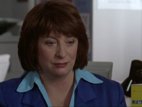 Caroline Quentin