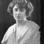 Auriol Lee