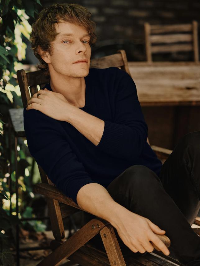 alfie allen