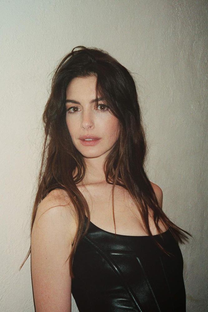 anne hathaway